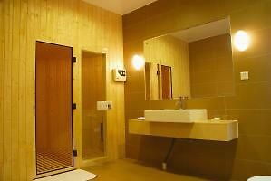 Vienna Classic Hotel Guangzhou Shaheding Metro Station Exterior foto